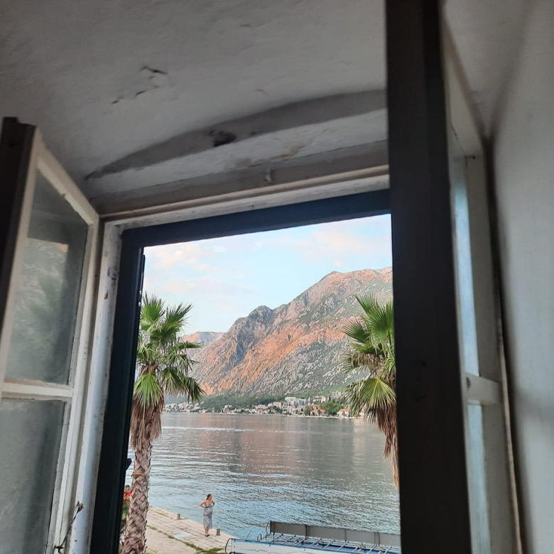 House for Sale, 340m2, Muo, Kotor