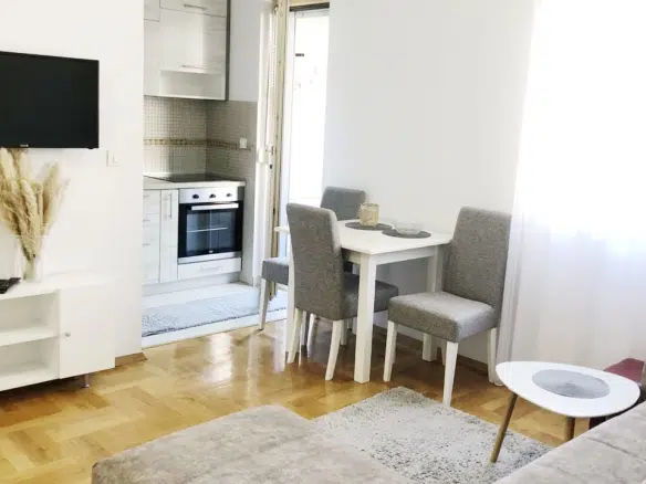 1 bedroom stari Aeredrom