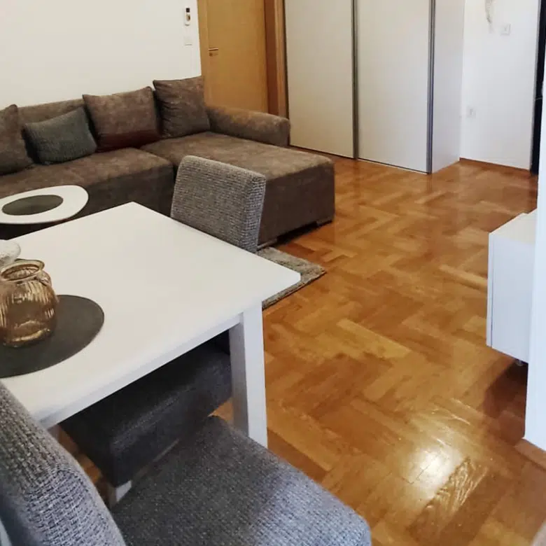 1 bedroom stari Aeredrom