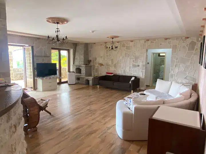 Villa for sale in Budva, investment in montenegro,Violet investment