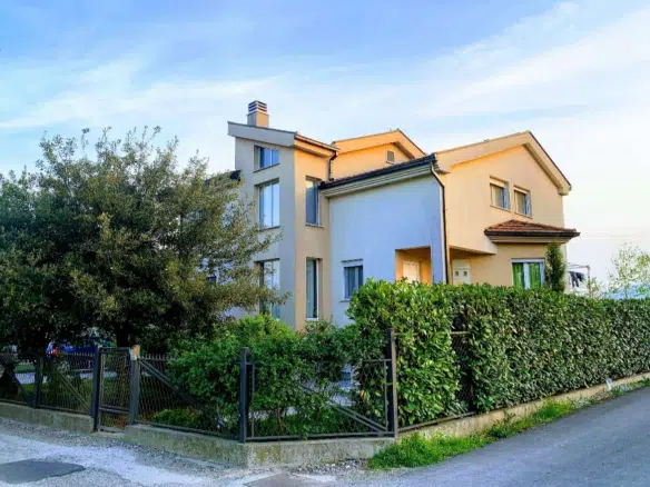 House for Rent, 240m2, Donja Gorica, Podgorica