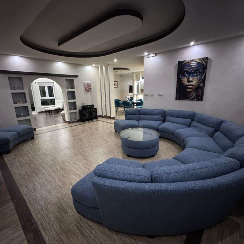 House for Rent, 330m2, Golubovci, Podgorica