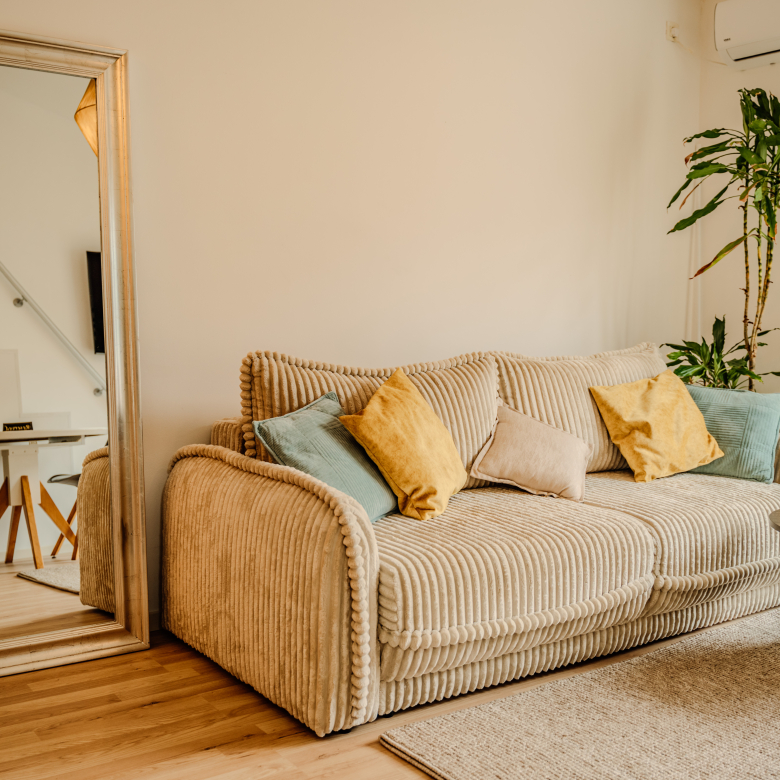 Violet investment, montenegro. karadag yatirim firsatlari. Kotor apartment for sale.
