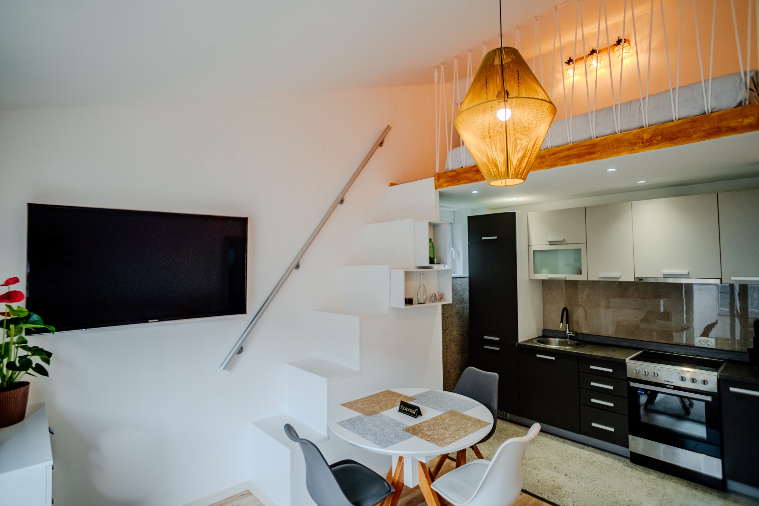Violet investment, montenegro. karadag yatirim firsatlari. Kotor apartment for sale.