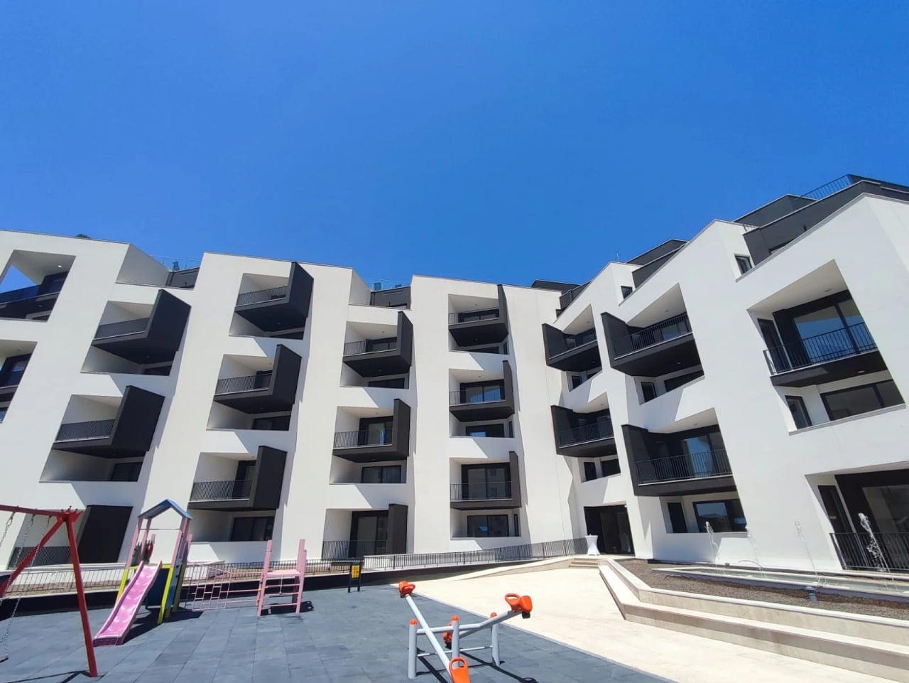 Violet investment , Vuelo Sobre Becici, budva . Investmwent in montenegro, montenegro investment, karadag da yatirim firsatlari.