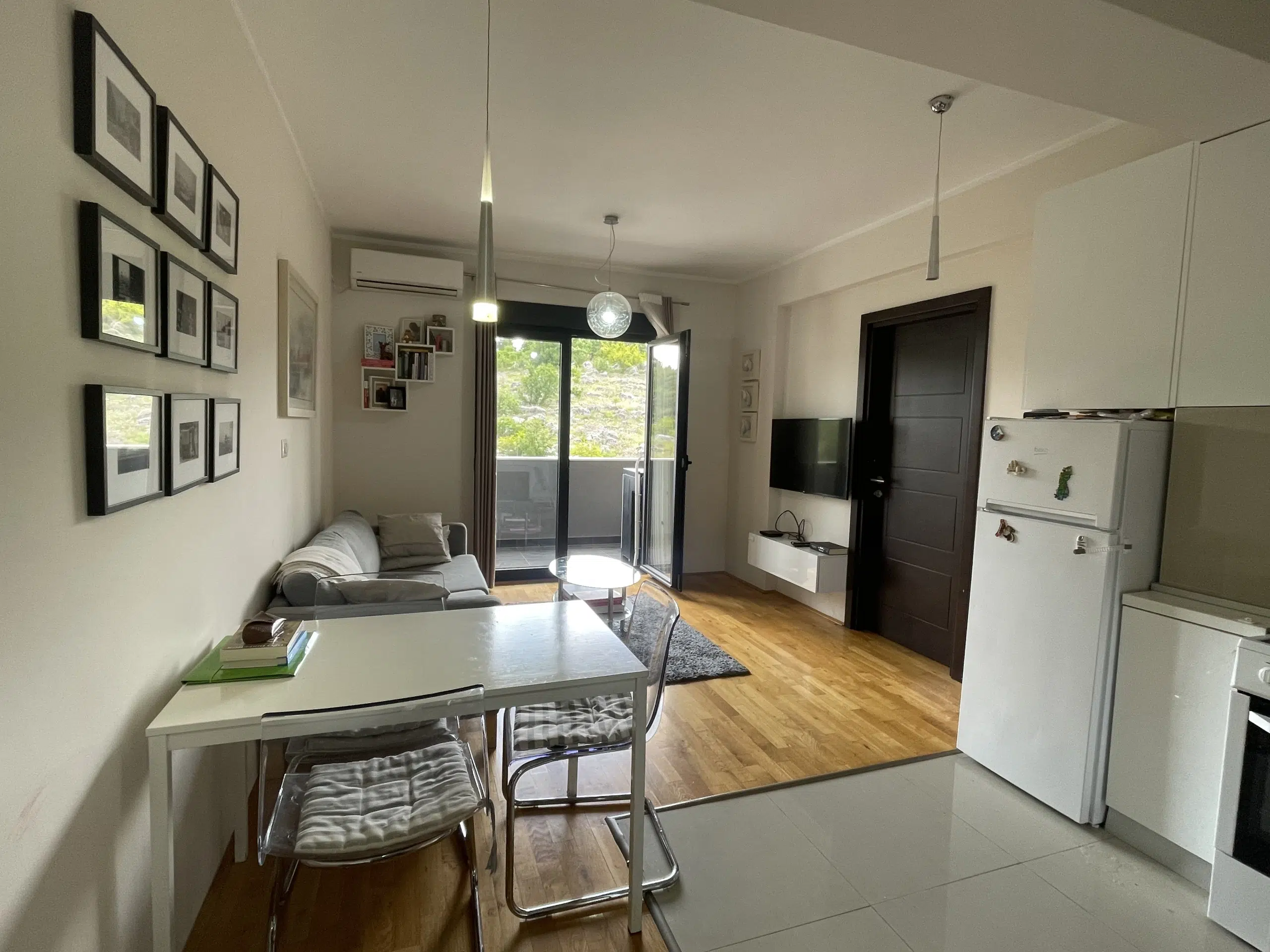 1748082349400403_d8c13f3c-4f09-4084-87f3-bff9bf05bbb4 One Bedroom Apartment for Rent, 45m2, Vezirov Most, Podgorica