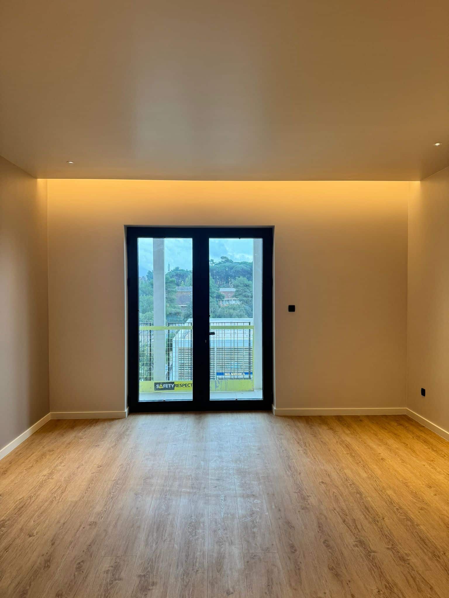 Violet investment, montenegro investment, porto montenegro apartment for sale, karadag porto montenegro yatirim. apartment in porto montenegro