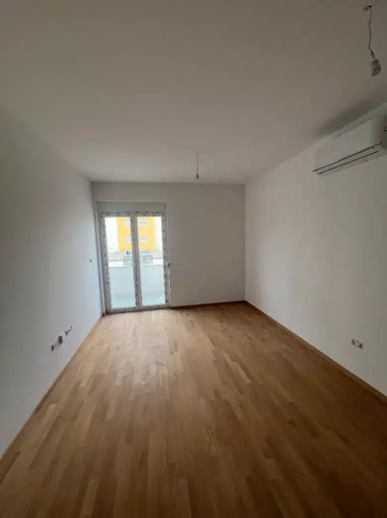 podgorica,montenegro,for sale,karadag yatirim, montenegro yatirim, montenegro investment,violet investment.