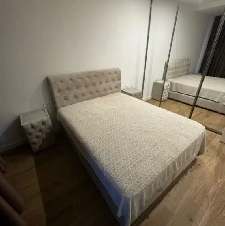 780