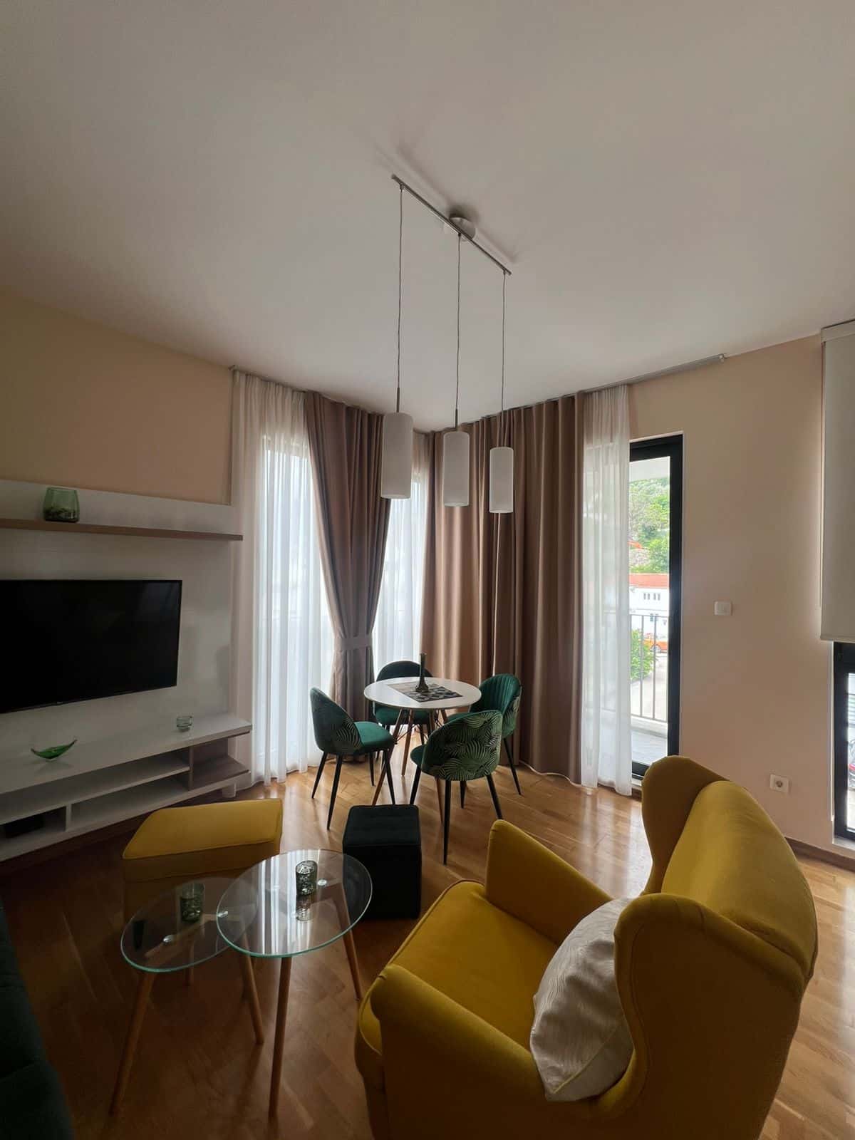 investment in montenegro, apartment for sale near porto montenegro, violet investment, karadag yatirim. montenegro.
