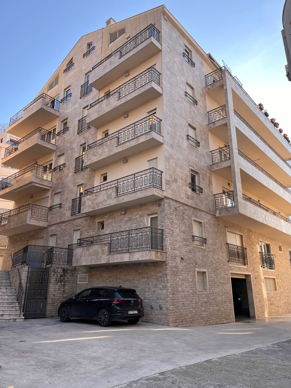 apartment for sale in budva , investment in montengre, investment in budva, violet investment, karadag yatirim, budva, montenegro
