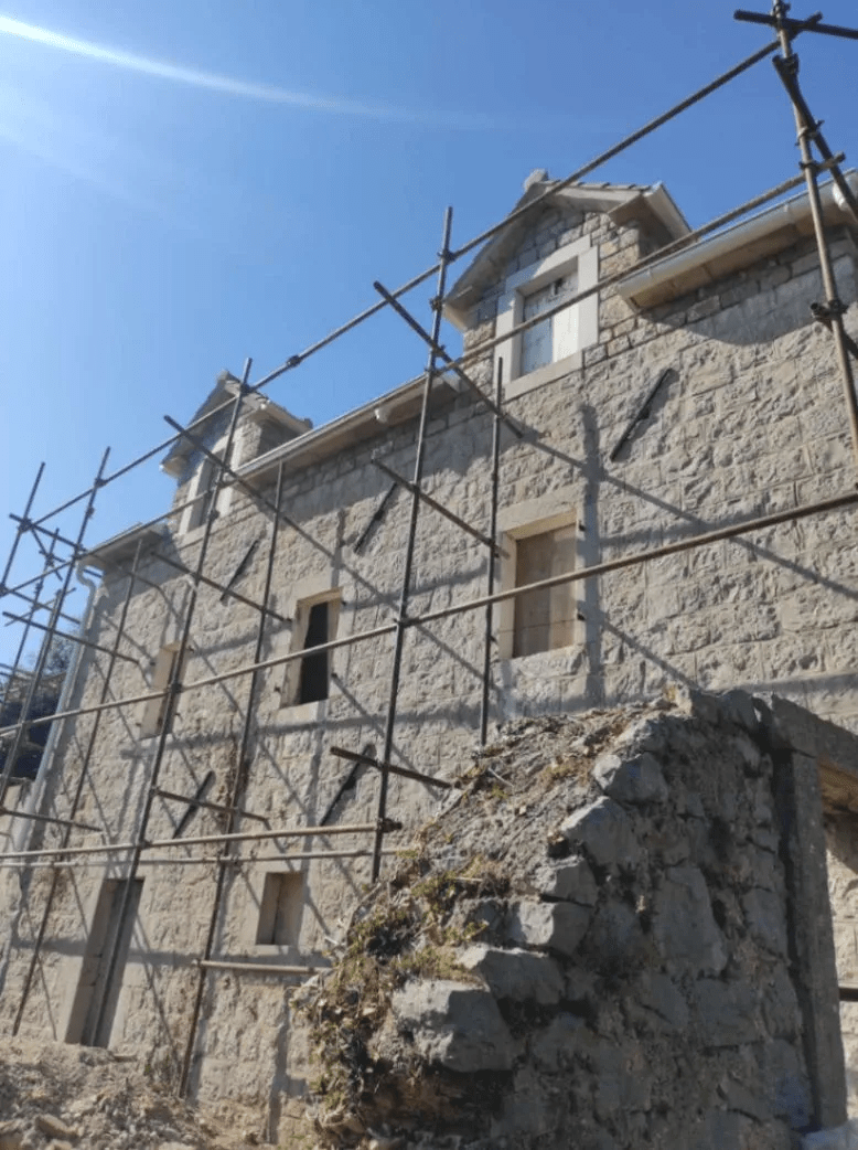violet investment, kotor, montenegro, stone house for sale, stone house in kotor, montenwegro investment, investments in montenegro, buy house in montenegro, buy house in kotor