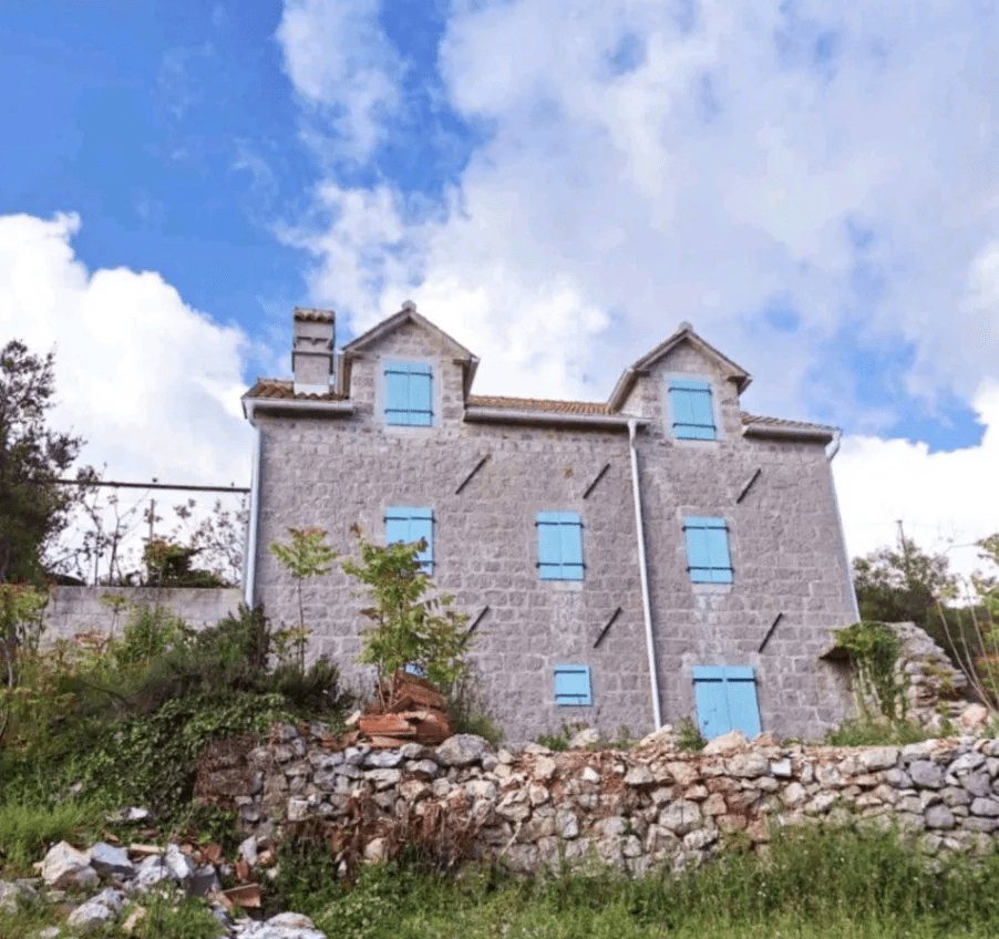violet investment, kotor, montenegro, stone house for sale, stone house in kotor, montenwegro investment, investments in montenegro, buy house in montenegro, buy house in kotor