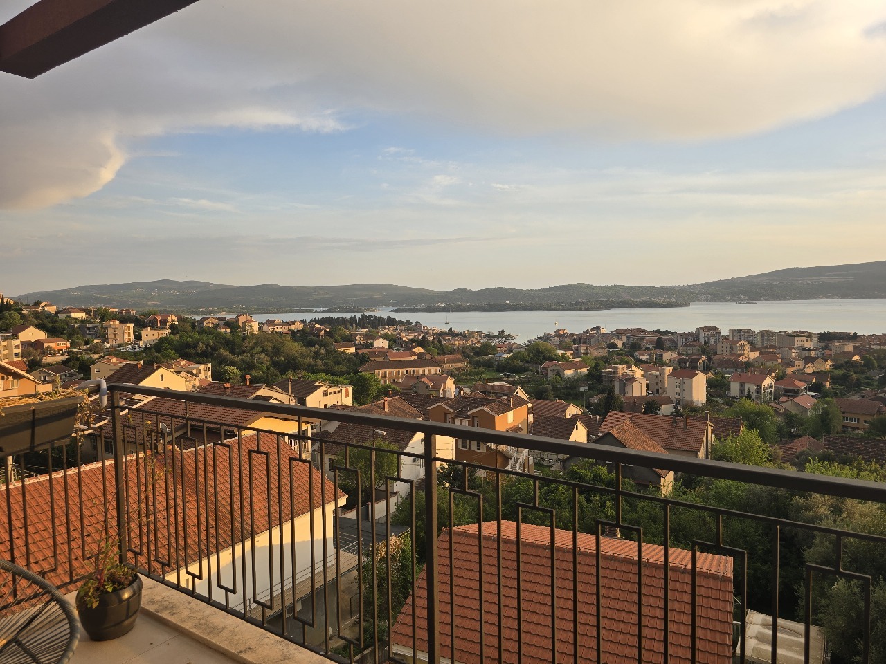 Violet investment, montenegro investment , apartment in tivat for sale. seaview apartment, investment opportunity. violet investment.