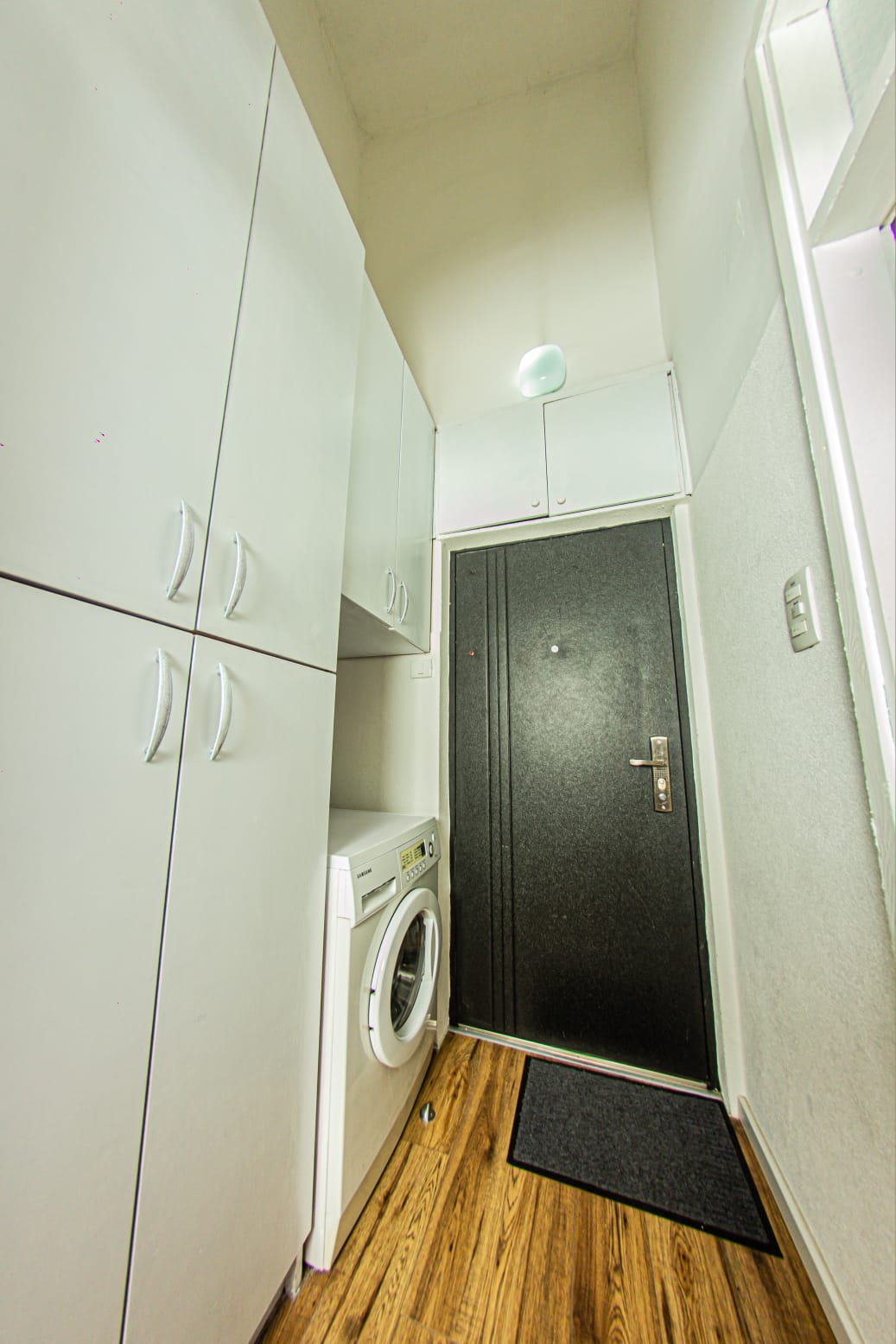 bar center apartment for sale, renovated 1 bedroom bar montenegro, 48m2 flat bar city center, no elevator apartment bar, move in ready apartment montenegro, real estate bar montenegro,violet investment,