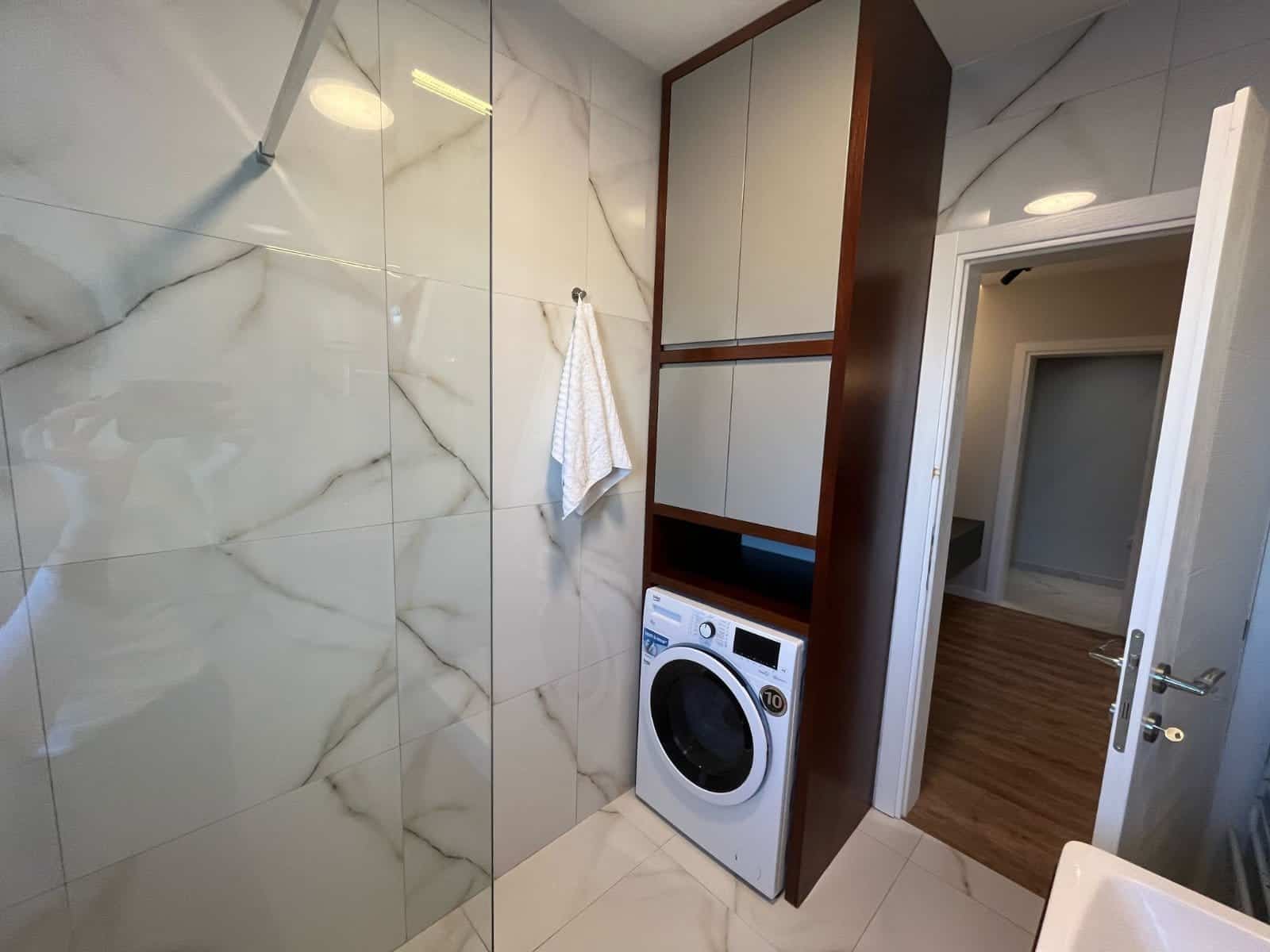 Violet investment, Capital plaza, office for rent, podgorica, montenegro,karadag,office for rent in podgorica, office for sale in capital plaza,dalmatinska podgorica, apartment 40m2 podgorica, podgorica flat with parking, apartment for sale montenegro, real estate investment podgorica,