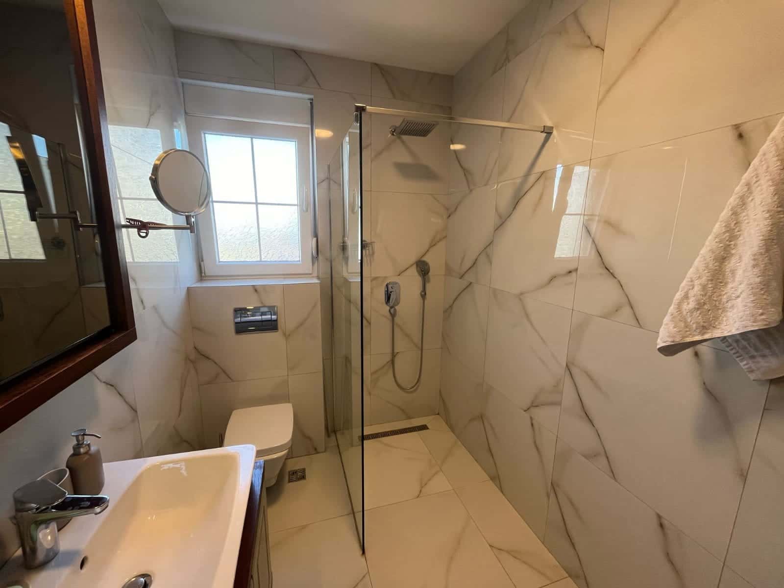 Violet investment, Capital plaza, office for rent, podgorica, montenegro,karadag,office for rent in podgorica, office for sale in capital plaza,dalmatinska podgorica, apartment 40m2 podgorica, podgorica flat with parking, apartment for sale montenegro, real estate investment podgorica,