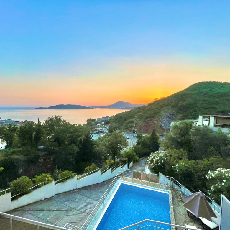 przno budva studio for sale, sea view apartment montenegro, studio with pool budva, 36m2 apartment przno, garage included apartment budva, holiday rental investment montenegro,violet investment,montenegro,