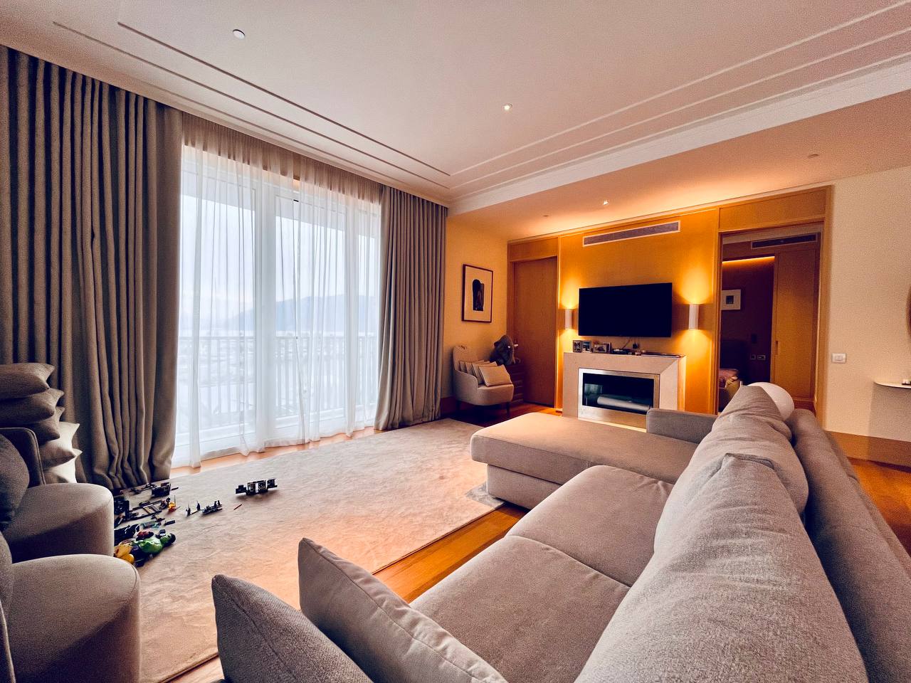 Porto Montenegro apartment for sale Luxury apartment Porto Montenegro Baia complex Porto Montenegro Regent Hotel residence Montenegro Seafront apartment Porto Montenegro, violet investment