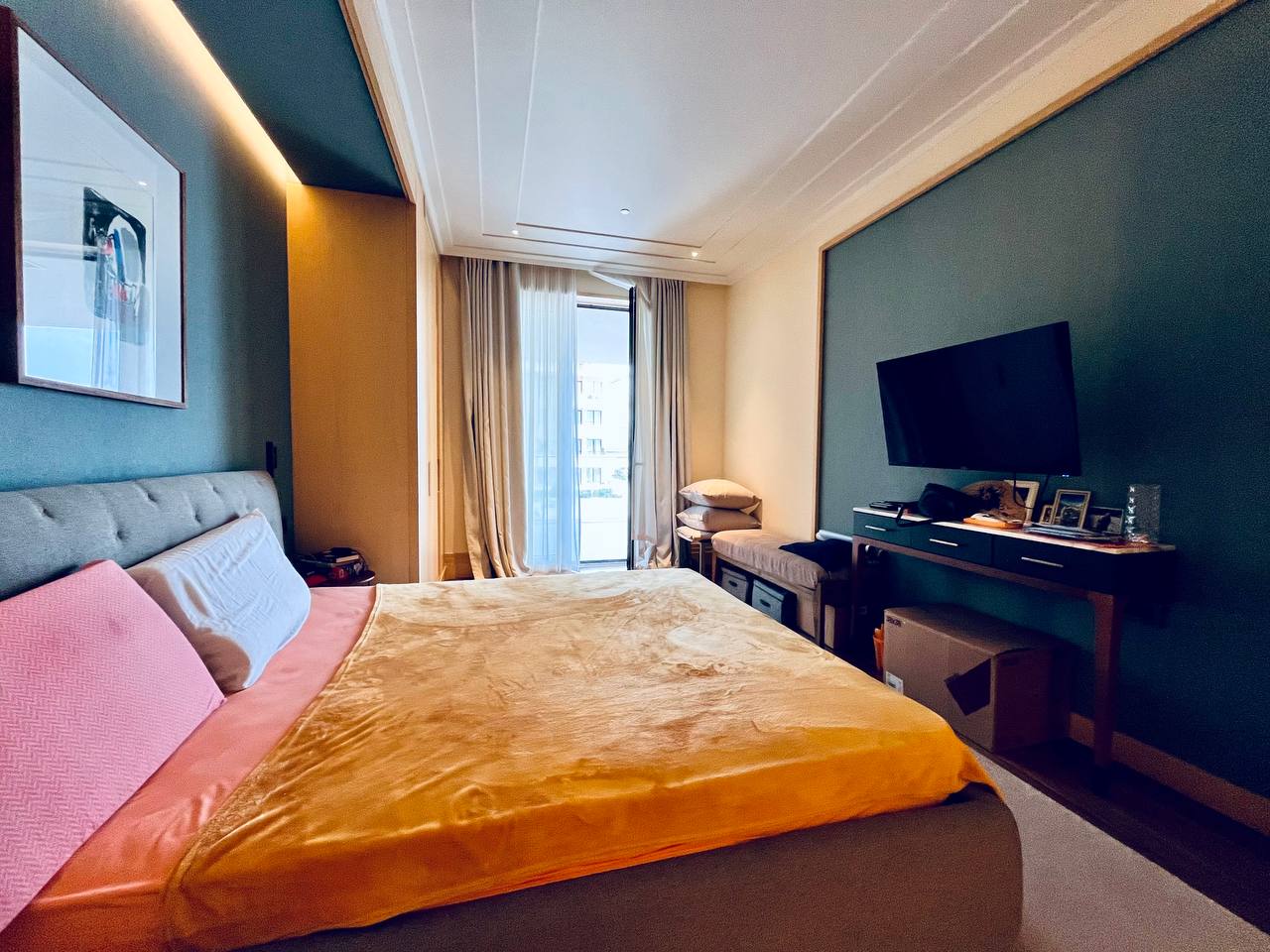 Porto Montenegro apartment for sale Luxury apartment Porto Montenegro Baia complex Porto Montenegro Regent Hotel residence Montenegro Seafront apartment Porto Montenegro, violet investment