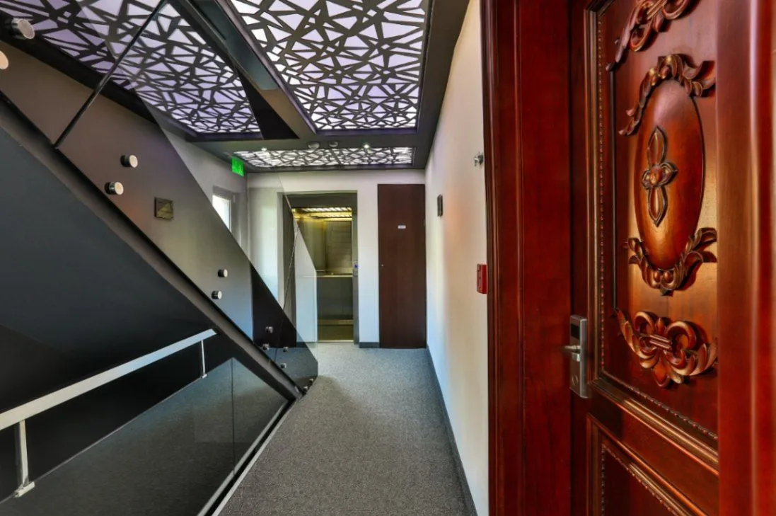 Bečići hotel for sale Hotel for sale Budva Riviera 4-star hotel Montenegro Montenegro hospitality investment Garni hotel for sale, violet investment