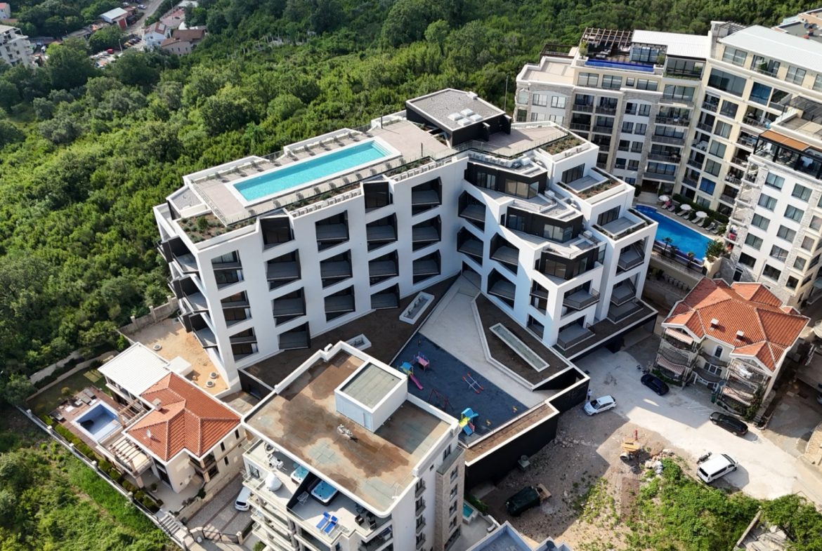 Vuelo Sobre, Becici, Budva. Violet Investment, Montenegro investment opportunities.