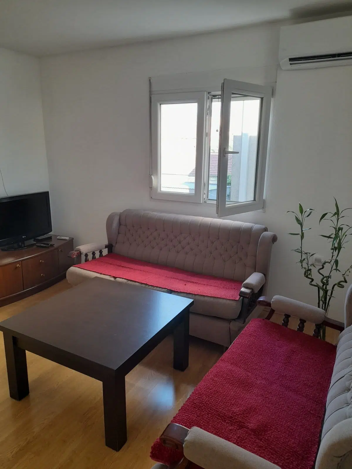 WhatsApp Image 2025-08-11 at 08.48.19_33925be5 Two-Bedroom Apartment in Zagorič, 50m2