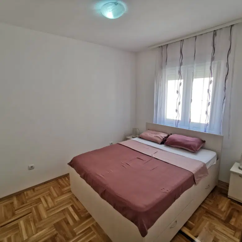 One-Bedroom Apartment for Rent – Zabjelo