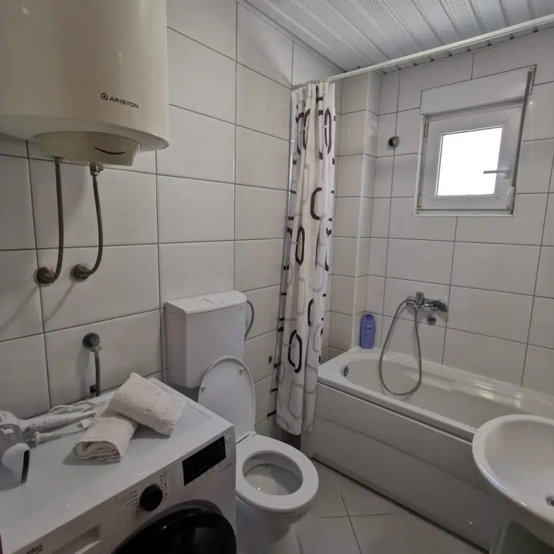 One-Bedroom Apartment for Rent – Zabjelo