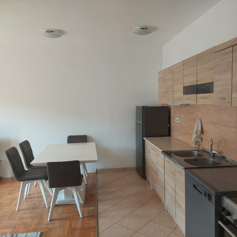 Two-bedroom apartment , Blok 9 , 62m2