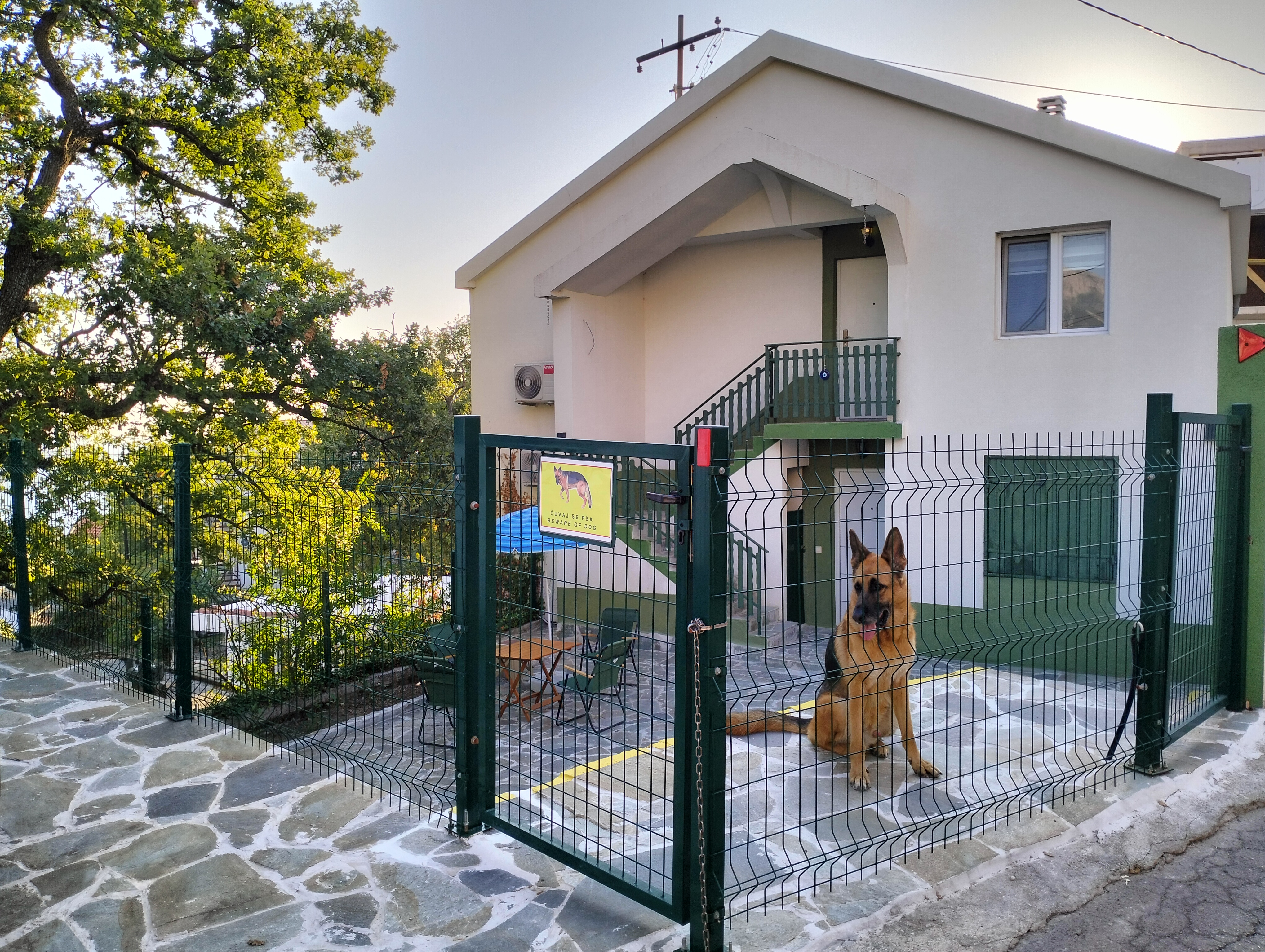 investment property Montenegro, buy apartment Montenegro, buy house Montenegro, buy-to-let Montenegro, rental yield Montenegro, high ROI apartment Montenegro, Montenegro real estate investment, short-term rental investment Montenegro, beachfront investment Montenegro, apartment for sale Budva, apartment for sale Kotor, marina apartment Tivat, waterfront apartment Montenegro, new build apartment Montenegro, off-plan apartment Montenegro, luxury villa Montenegro, penthouse for sale Montenegro, sea-view apartment Montenegro, furnished apartment Montenegro, parking garage apartment Montenegro,yatırım amaçlı gayrimenkul karadağ, karadağ daire satın al, karadağ ev satın al, buy-to-let karadağ, kira getirisi karadağ, yüksek roi daire karadağ, karadağ emlak yatırımı, kısa dönem kiralama yatırımı karadağ, denize sıfır yatırım karadağ, budva satılık daire, kotor satılık daire, tivat marina dairesi, denize sıfır daire karadağ, yeni projede daire karadağ, off-plan daire karadağ, lüks villa karadağ, penthouse satılık karadağ, deniz manzaralı daire karadağ, eşyalı daire karadağ, otoparklı garajlı daire karadağ, violet investment