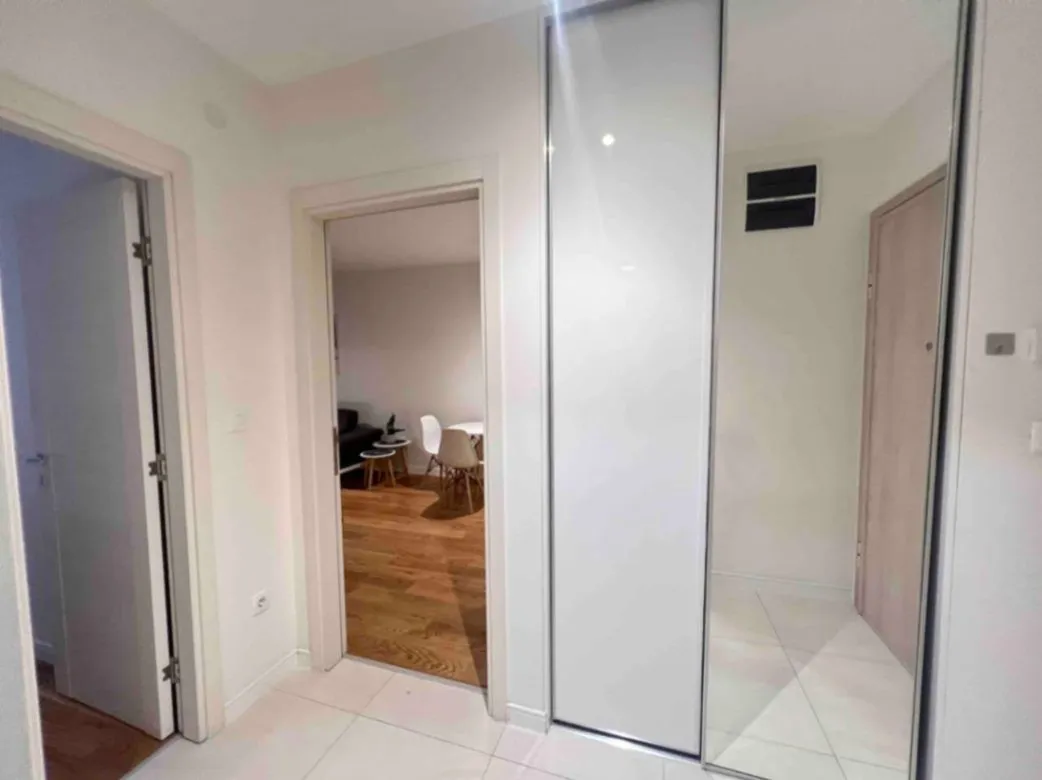 furnished apartment for sale Podgorica Central Point apartment for sale 1 bedroom apartment Podgorica 49 m2 apartment Podgorica Central Point Podgorica real estate, violet investment