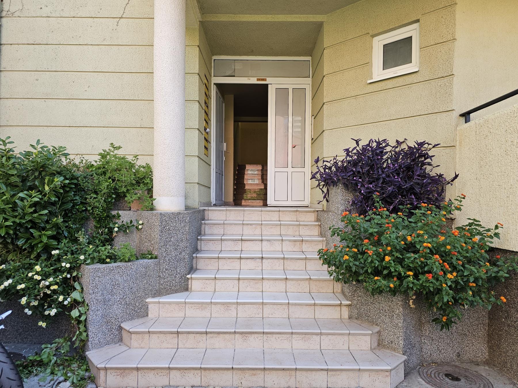 one-bedroom apartment Rafailovići, apartment for sale Rafailovići, Budva Riviera property, 1-bedroom near beach Montenegro, Rafailovići real estate for sale, apartment 100m from sea, Vitodolska Turistička apartment, third-floor attic apartment, terrace apartment Rafailovići, optional garage parking, 14 m2 parking space Rafailovići, Montenegro coastal property, holiday rental potential Budva, small apartment for investment Montenegro, violet investment