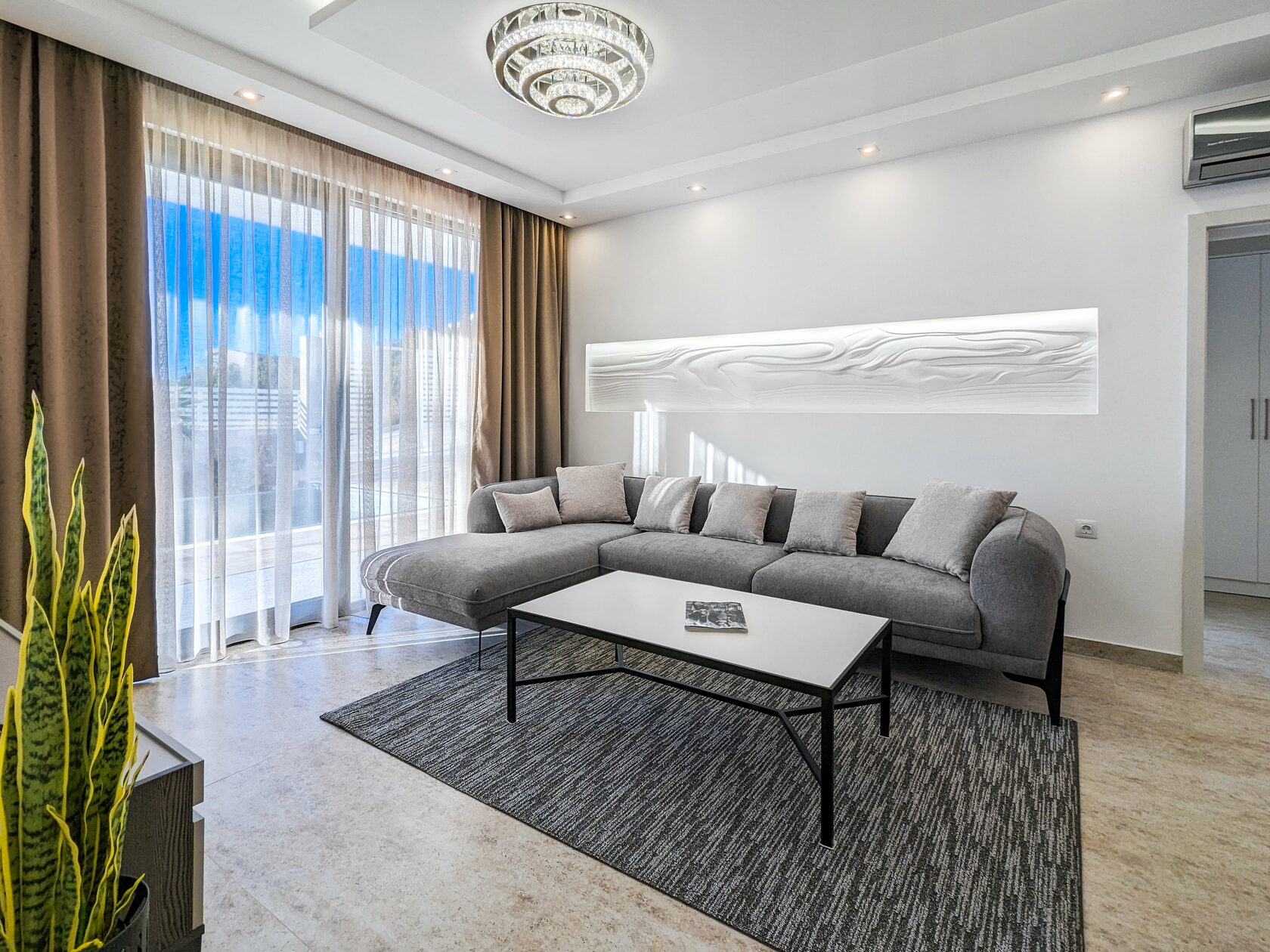 Montenegro real estate investment, Karadağ gayrimenkul yatırımı, Utjeha investment property, Paljuškovo koyu emlak, Adriatic sea view villa, deniz manzaralı villa, havuzlu satılık villa, buy to let Montenegro, kiraya uygun yatırım, rental income potential, kira geliri potansiyeli, ROI Montenegro property, yatırımın geri dönüşü, direct from developer, müteahhitten satış, capital appreciation, sermaye kazancı, euro bazlı varlık, violet investment