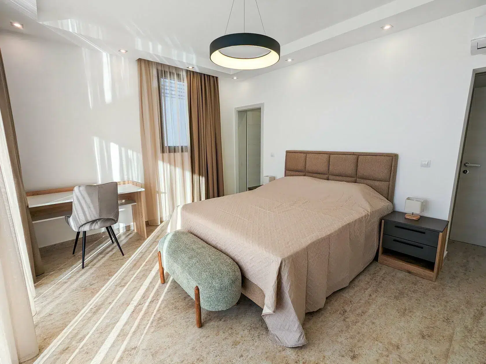 Montenegro real estate investment, Karadağ gayrimenkul yatırımı, Utjeha investment property, Paljuškovo koyu emlak, Adriatic sea view villa, deniz manzaralı villa, havuzlu satılık villa, buy to let Montenegro, kiraya uygun yatırım, rental income potential, kira geliri potansiyeli, ROI Montenegro property, yatırımın geri dönüşü, direct from developer, müteahhitten satış, capital appreciation, sermaye kazancı, euro bazlı varlık, violet investment