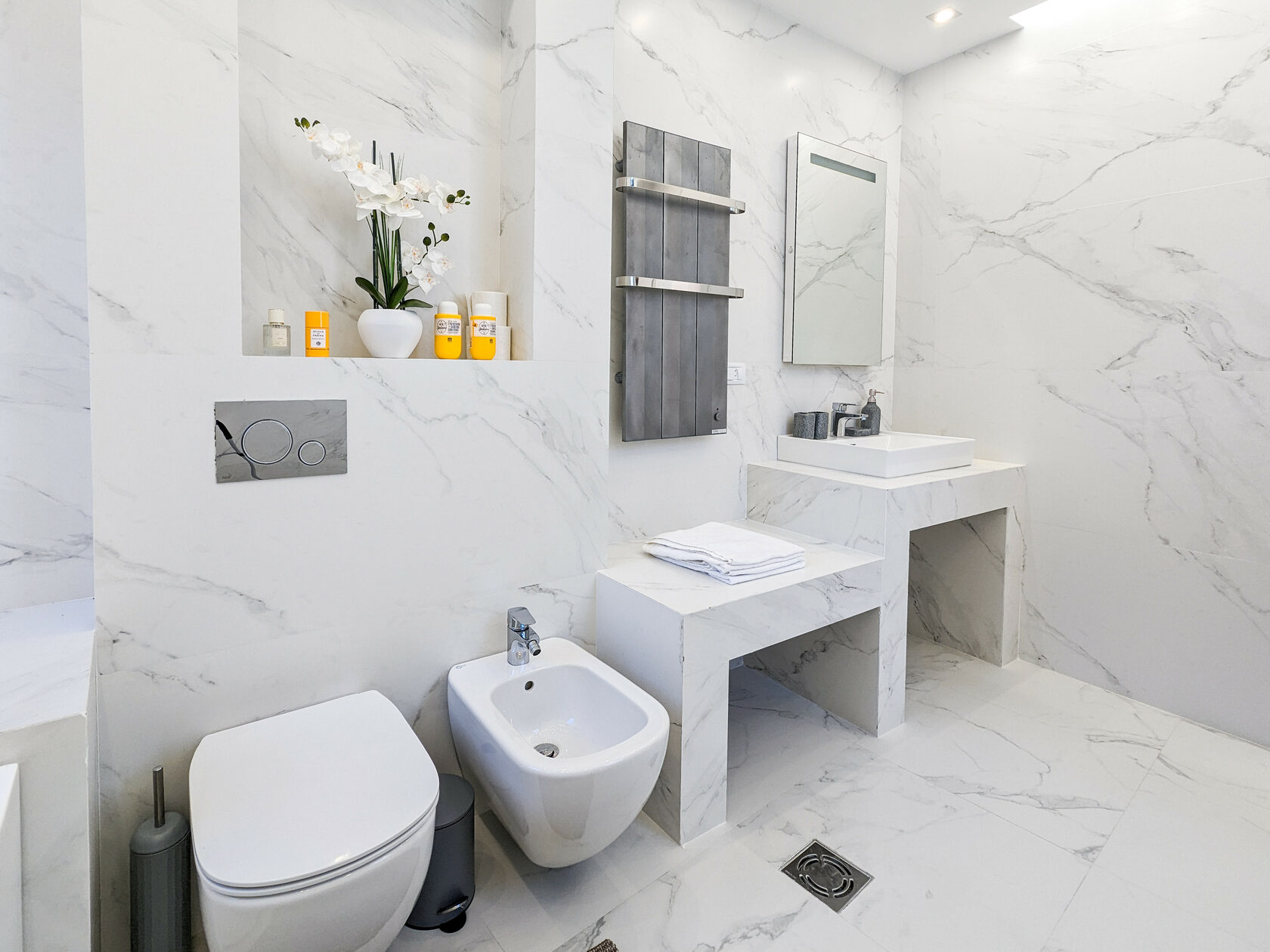 Montenegro real estate investment, Karadağ gayrimenkul yatırımı, Utjeha investment property, Paljuškovo koyu emlak, Adriatic sea view villa, deniz manzaralı villa, havuzlu satılık villa, buy to let Montenegro, kiraya uygun yatırım, rental income potential, kira geliri potansiyeli, ROI Montenegro property, yatırımın geri dönüşü, direct from developer, müteahhitten satış, capital appreciation, sermaye kazancı, euro bazlı varlık, violet investment