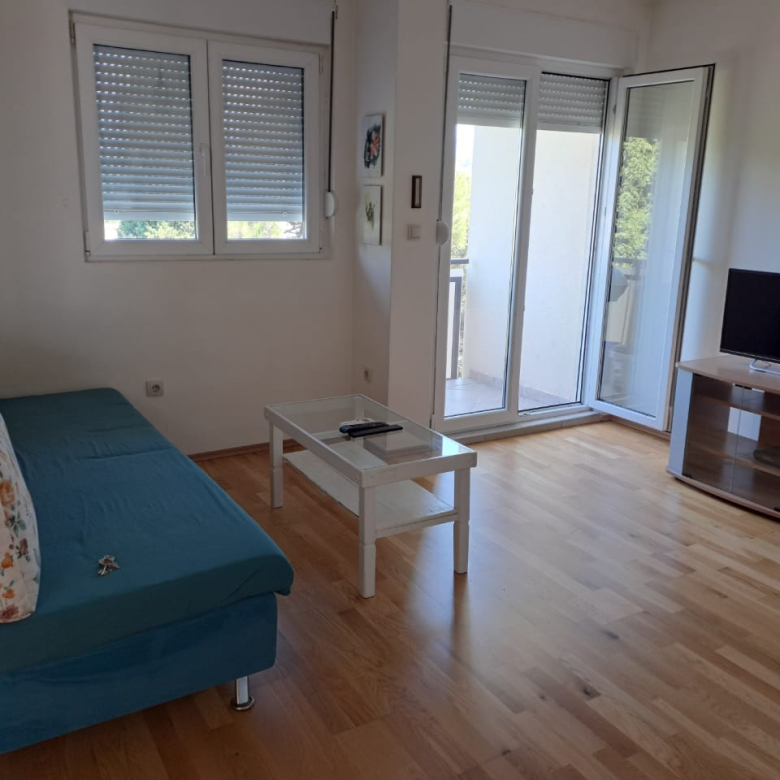 Studio Apartment for Rent – Zabjelo
