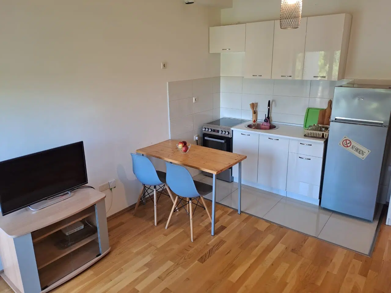 WhatsApp Image 2025-09-18 at 085101_7df4cd04 Studio Apartment for Rent – Zabjelo
