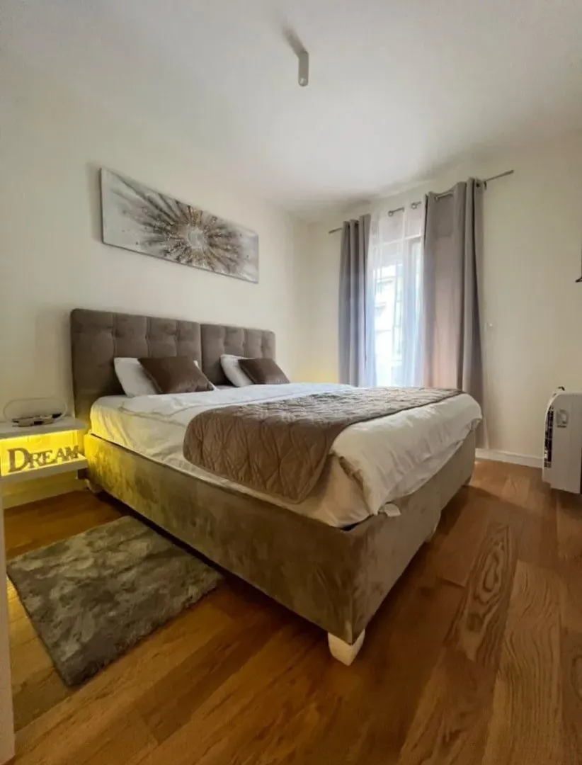 furnished apartment for sale Podgorica Central Point apartment for sale 1 bedroom apartment Podgorica 49 m2 apartment Podgorica Central Point Podgorica real estate, violet investment