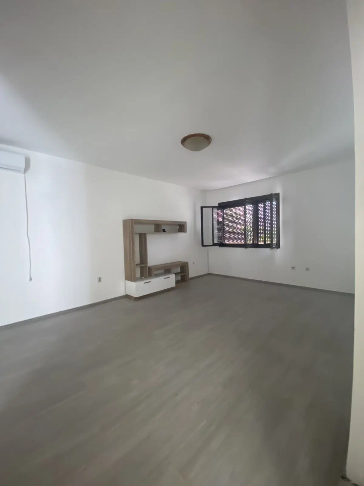 viber_image_2025-09-20_14-34-06-052 Ground Floor Apartment for Rent – Stari Aerodrom, Podgorica (Pet Friendly, Unfurnished)