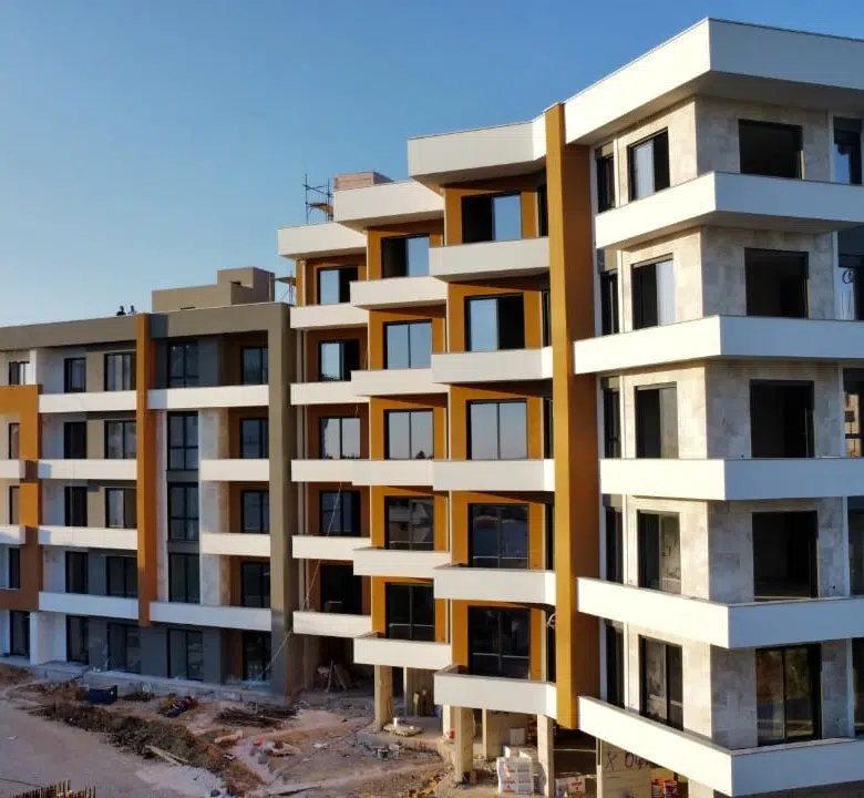 One-bedroom apartment for sale under construction in Ulcinj