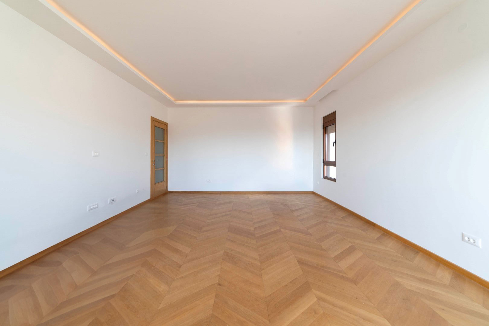 orica c apartment for sale, luxury apartment podgorica, 3 bedroom 142 m2, gated building 8 apartments, underground garage 3 parking, stone facade aluminum joinery, embassy district podgorica,violet investment, karadag da yatirim, podgorica real estate, podgorica apartment for sale