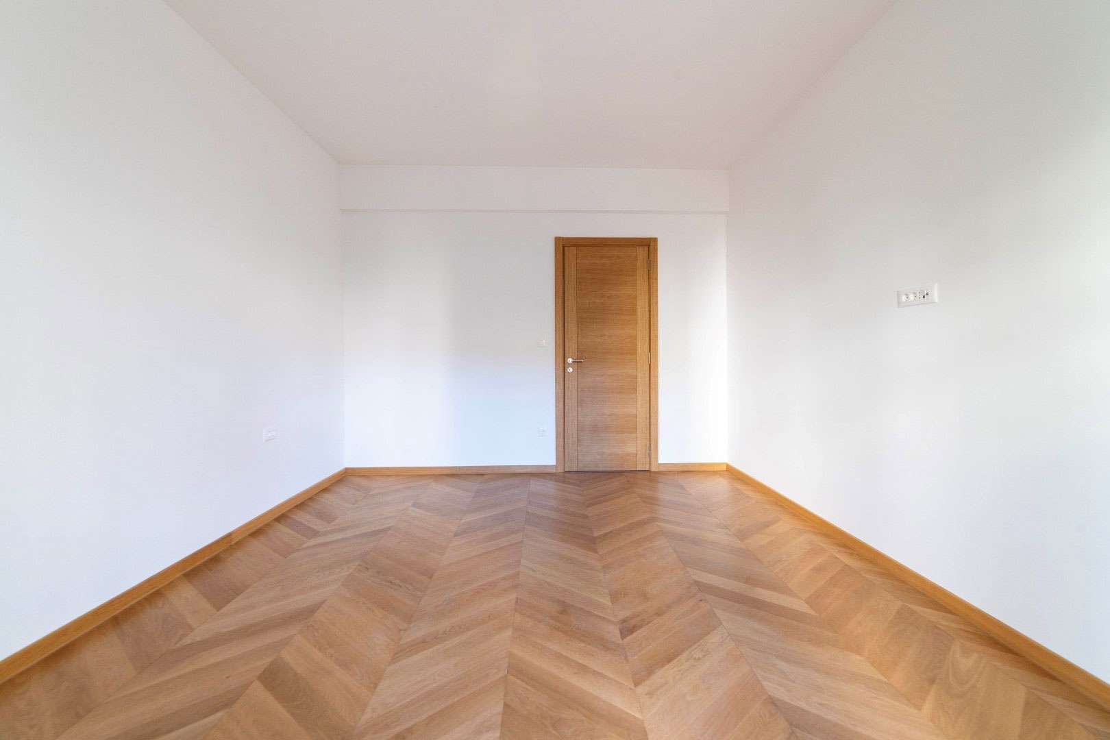 orica c apartment for sale, luxury apartment podgorica, 3 bedroom 142 m2, gated building 8 apartments, underground garage 3 parking, stone facade aluminum joinery, embassy district podgorica,violet investment, karadag da yatirim, podgorica real estate, podgorica apartment for sale