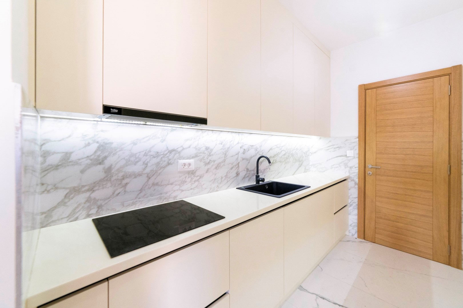 orica c apartment for sale, luxury apartment podgorica, 3 bedroom 142 m2, gated building 8 apartments, underground garage 3 parking, stone facade aluminum joinery, embassy district podgorica,violet investment, karadag da yatirim, podgorica real estate, podgorica apartment for sale