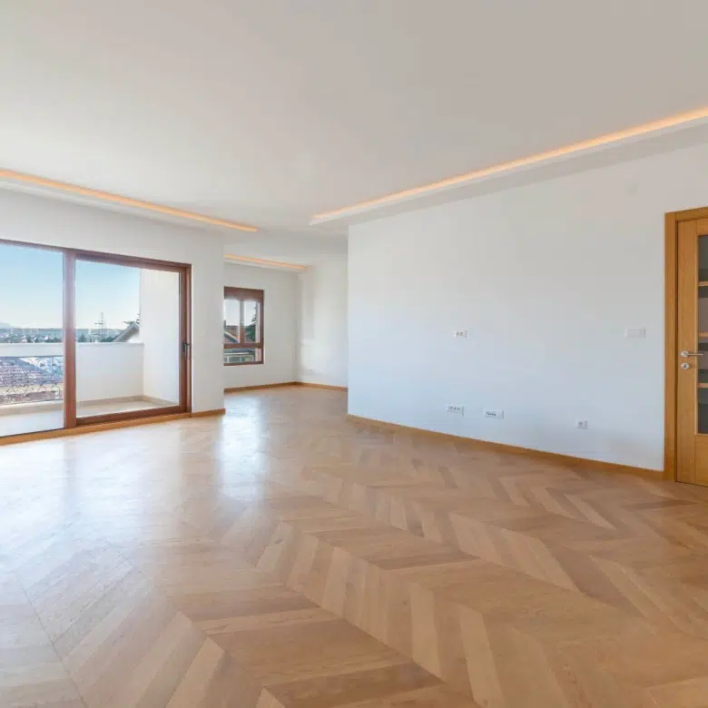 orica c apartment for sale, luxury apartment podgorica, 3 bedroom 142 m2, gated building 8 apartments, underground garage 3 parking, stone facade aluminum joinery, embassy district podgorica,violet investment, karadag da yatirim, podgorica real estate, podgorica apartment for sale