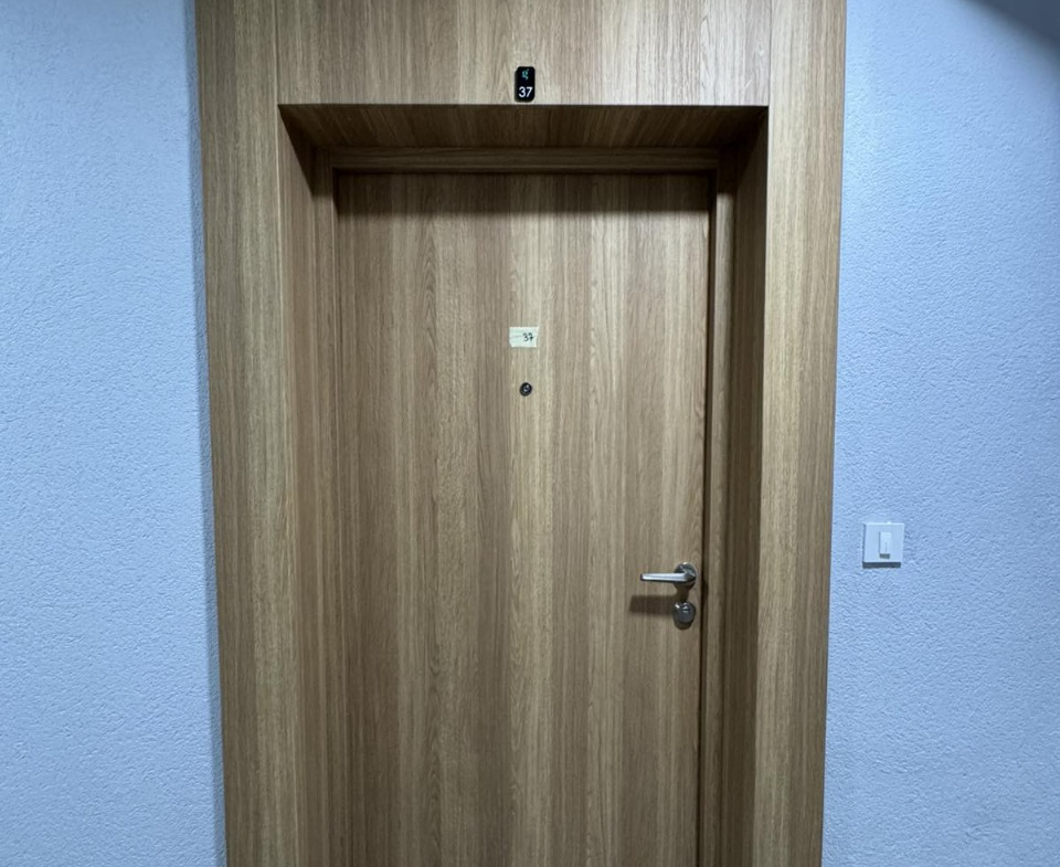 960