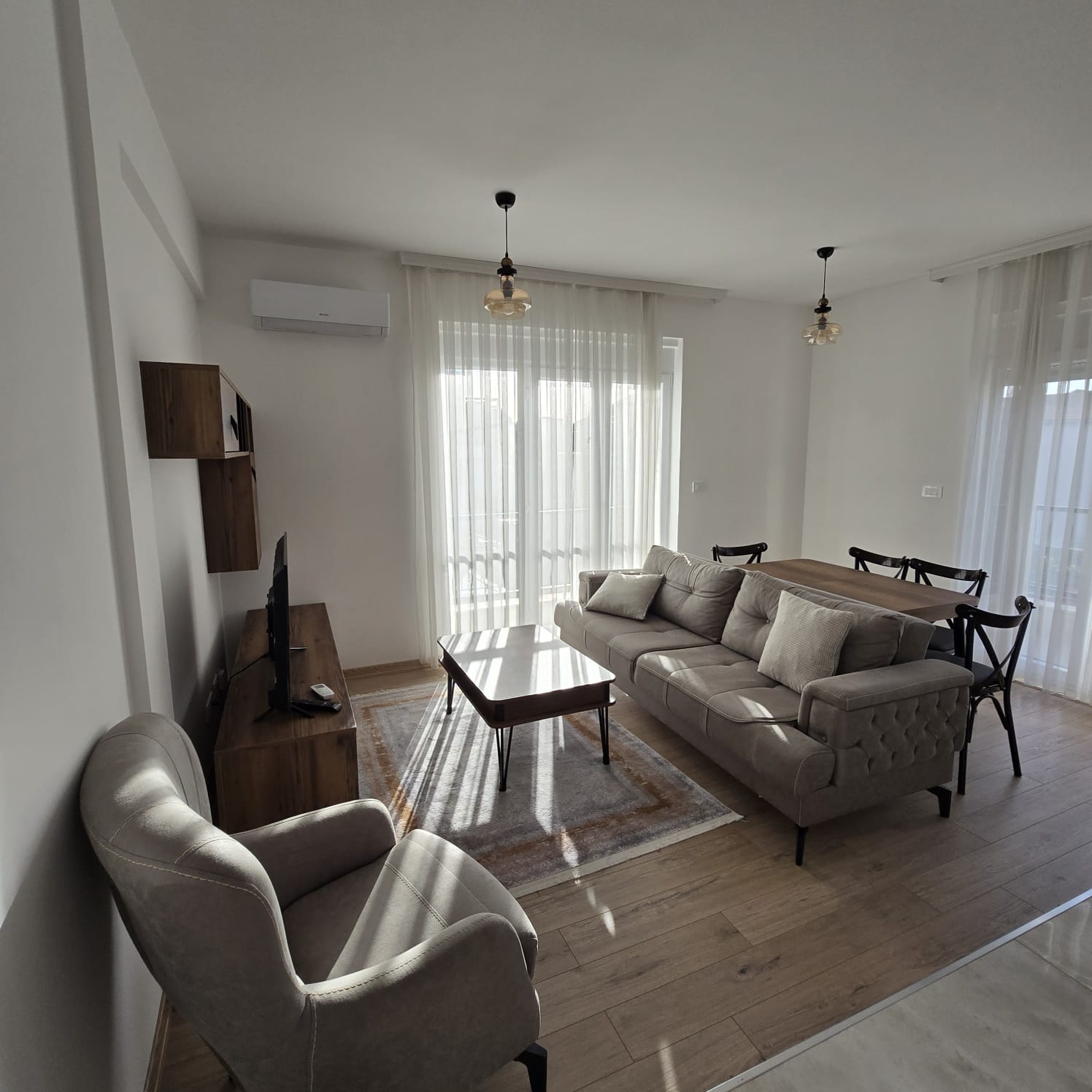 1 bedroom apartment for sale Podgorica, Stari Aerodrom apartment for sale, Fully furnished apartment Podgorica, 52 m2 apartment Podgorica, Boutique building Podgorica real estate, One-bedroom flat Podgorica, Electric window shutters apartment, Air-conditioned apartment for sale, Fully equipped kitchen apartment, Montenegro real estate Podgorica, 1 bedroom apartment in Stari Aerodrom Podgorica 52 m2, Fully furnished 1BR apartment with electric shutters, Boutique building one-bedroom flat Podgorica, Move-in ready apartment Stari Aerodrom, Investment property Podgorica one bedroom, Stari Aerodrom real estate for sale, Apartment near schools Stari Aerodrom, Quiet street apartment Podgorica,violet investment