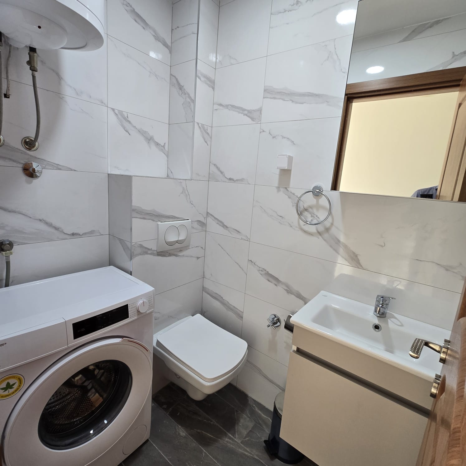 1 bedroom apartment for sale Podgorica, Stari Aerodrom apartment for sale, Fully furnished apartment Podgorica, 52 m2 apartment Podgorica, Boutique building Podgorica real estate, One-bedroom flat Podgorica, Electric window shutters apartment, Air-conditioned apartment for sale, Fully equipped kitchen apartment, Montenegro real estate Podgorica, 1 bedroom apartment in Stari Aerodrom Podgorica 52 m2, Fully furnished 1BR apartment with electric shutters, Boutique building one-bedroom flat Podgorica, Move-in ready apartment Stari Aerodrom, Investment property Podgorica one bedroom, Stari Aerodrom real estate for sale, Apartment near schools Stari Aerodrom, Quiet street apartment Podgorica,violet investment