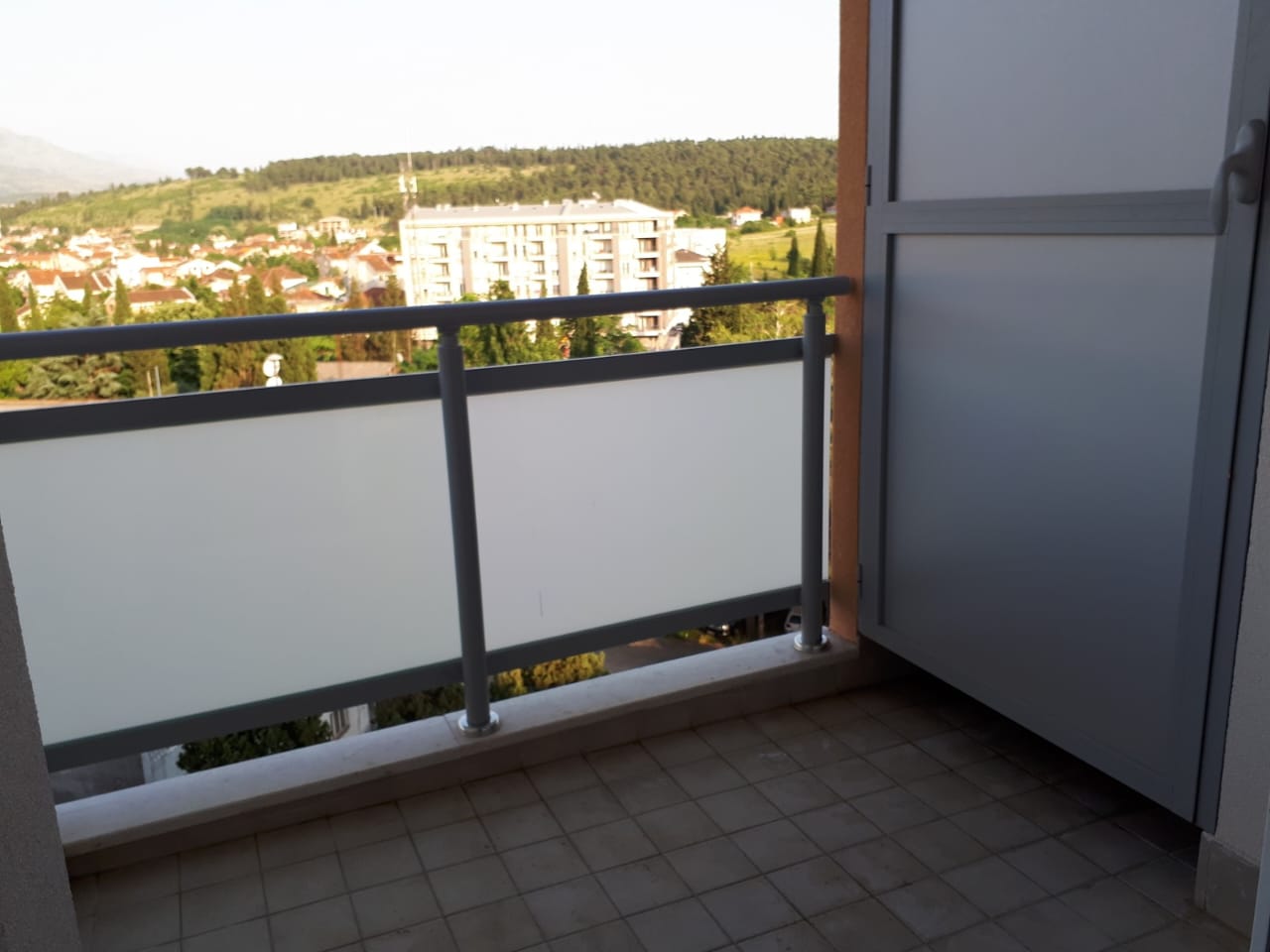 furnished studio podgorica, new build studio podgorica, city kej zagoric apartment, studio for sale podgorica, move in ready studio montenegro,podgorica, zagoric, city kej, gorica hill, montenegro,violet investment