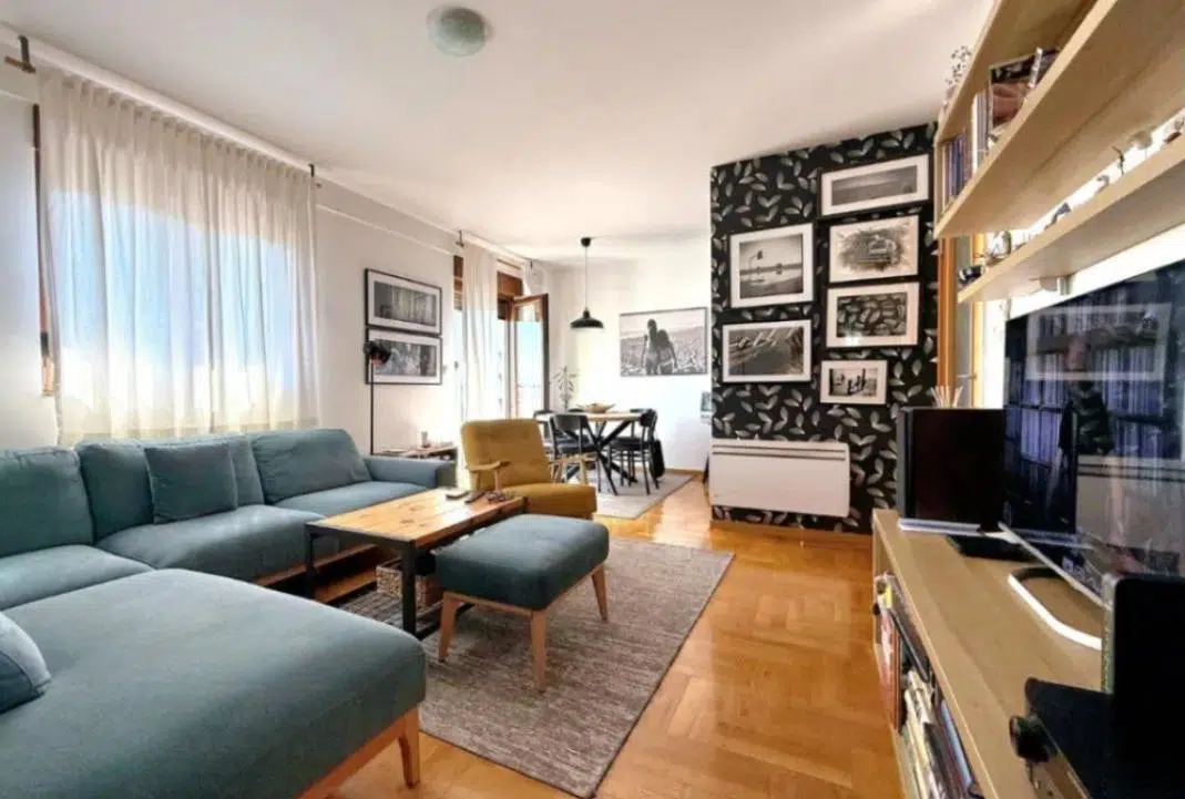 WhatsApp Image 2025-10-07 at 095820_eeb30def Three-Bedroom Apartment, Stari Aerodrom for Sale